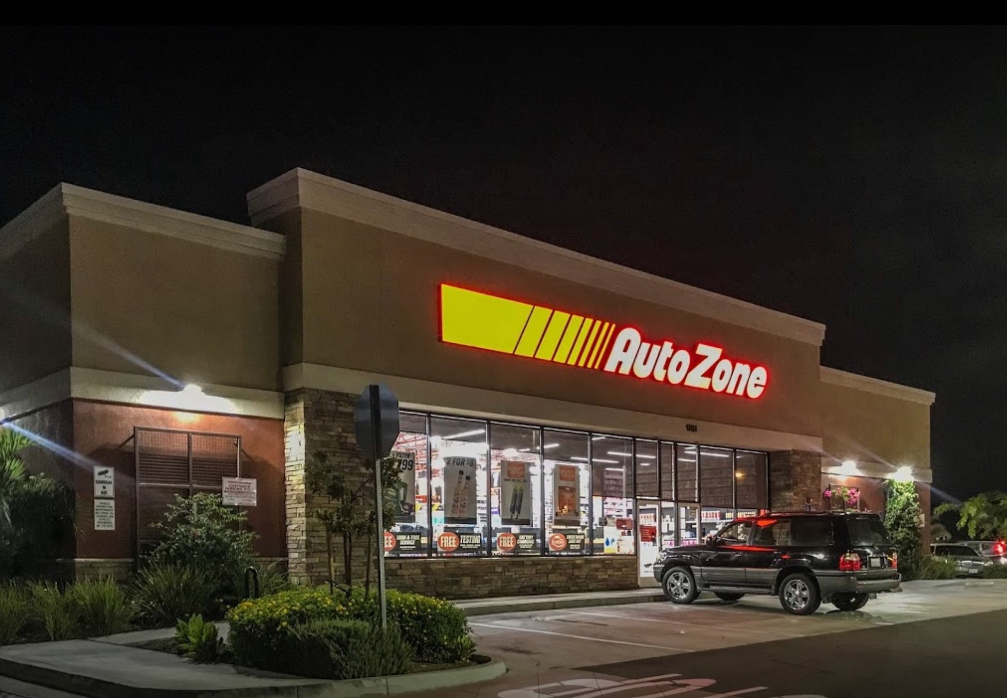 AutoZone KDC Construction